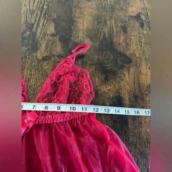 Frederick red babydoll w/ side slit - Picture 9 of 13